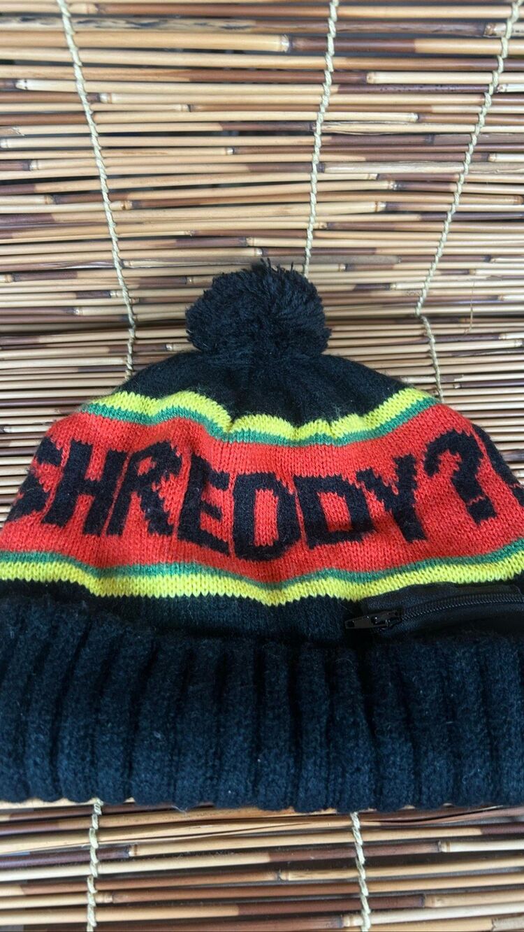 Burton Snowboard Stocking Hat Shreddy? Pocket